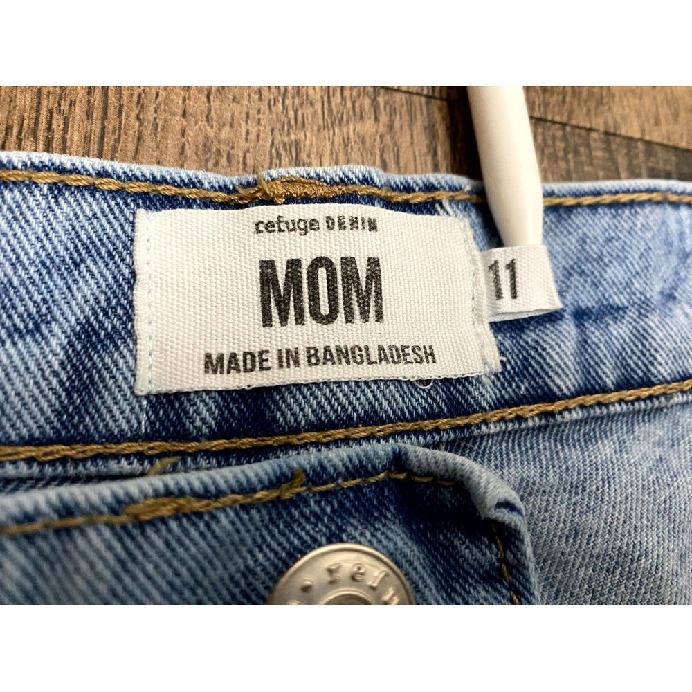 Refuge "Mom" Jeans High Rise Light Wash Distressed‎ Hem Denim
